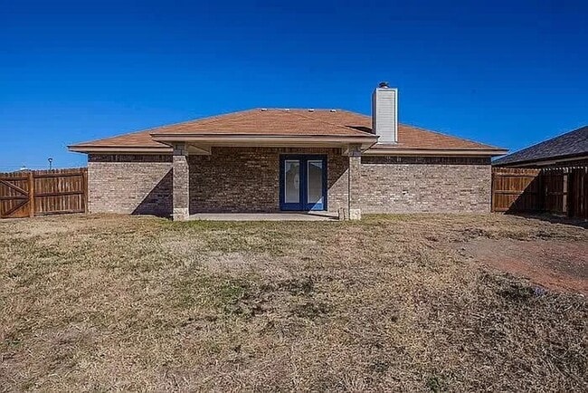 Building Photo - AVAILABLE SOON!