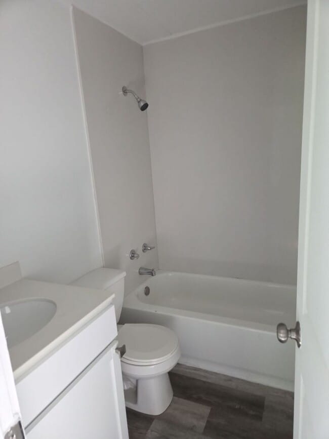 Building Photo - Newly remodeled home is located in Lancaster, SC 29720.