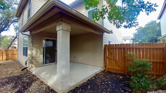 Building Photo - 146 Cindy Lou Dr