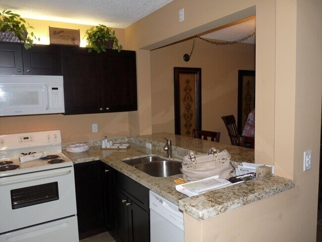 Building Photo - 21954 Tidewater Terrace Apt #102, Boca Rat...