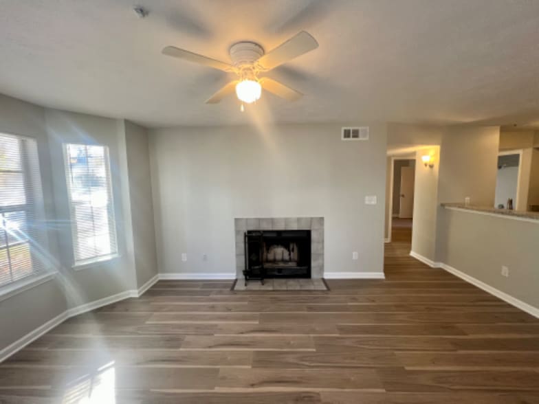 Building Photo - 13456 Lord Dunbore Pl