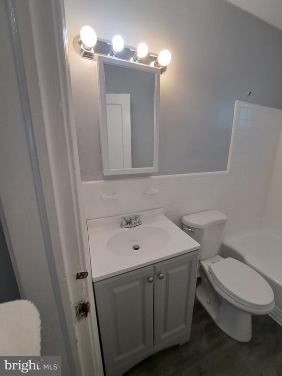 Building Photo - 3516 Ely Pl SE