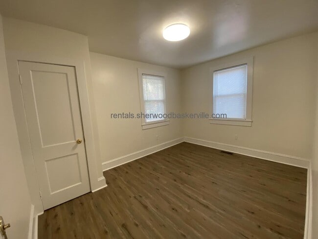 Building Photo - 504 E Atlantic St