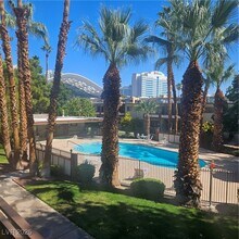 Building Photo - 350 E Desert Inn Rd