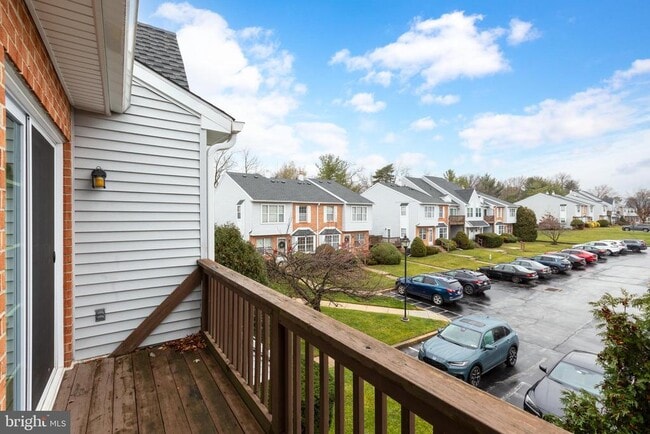 Building Photo - 421 Wendover Dr