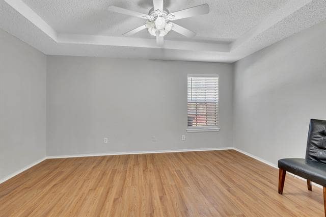 Building Photo - 2305 Miguel Ln