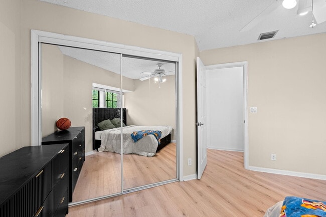 Building Photo - 111 Weybridge Cir