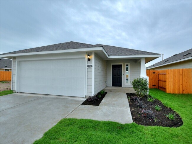 Building Photo - 214 Trailside Ln