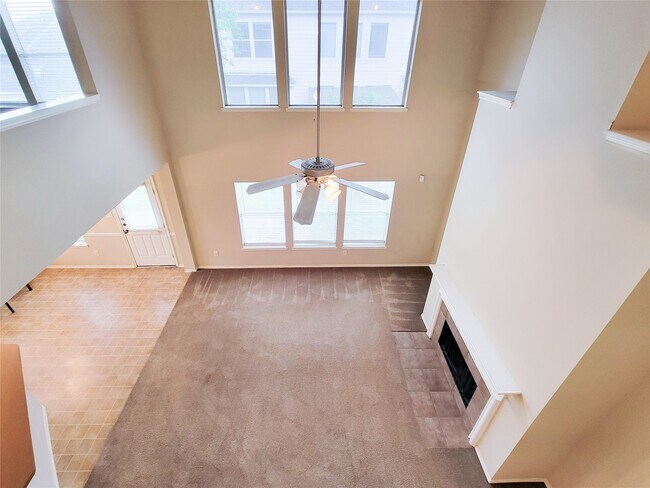 Building Photo - 4926 Lake Gladewater Ct