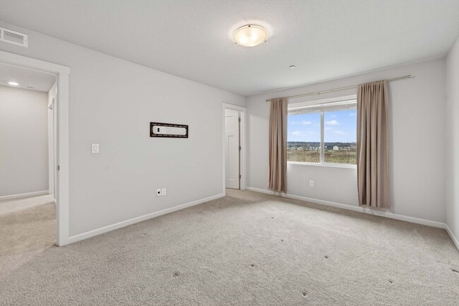 Building Photo - Beautiful 4-Bedroom Camas Home on Quiet Cul-de-Sac | Built in 2020 | Private Backyard