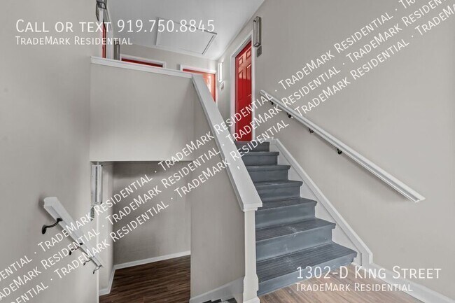 Building Photo - 1302 King St