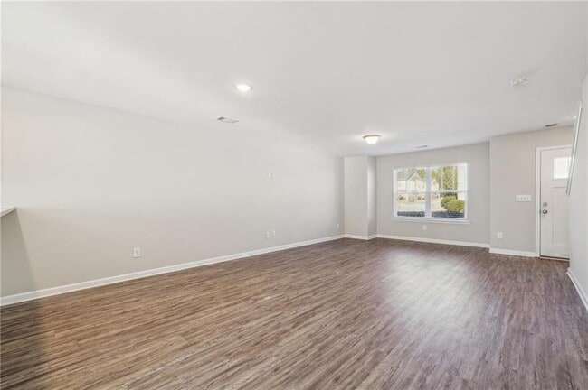 Building Photo - 4420 Pinscher St