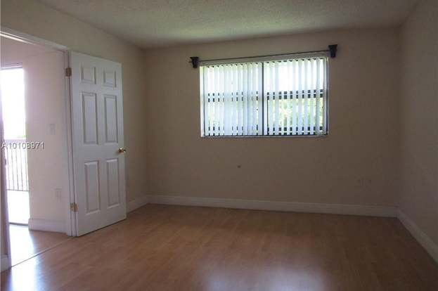 Building Photo - 9979 Nob Hill Ln