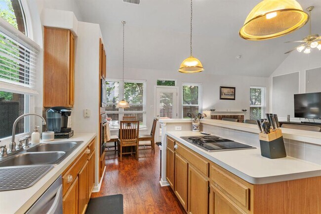 Building Photo - 16803 Black Kettle Dr