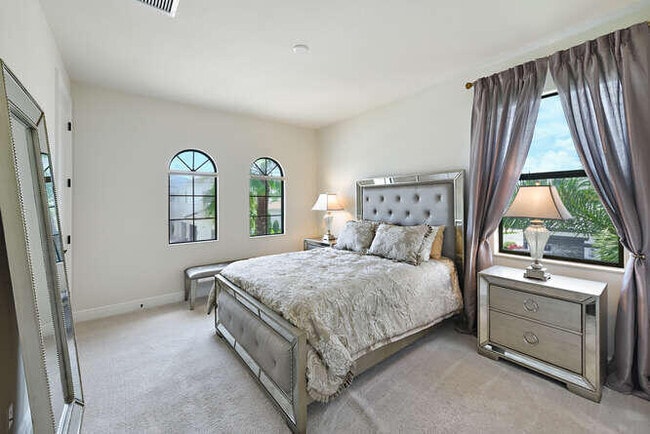 Building Photo - 6950 NW 26th Way