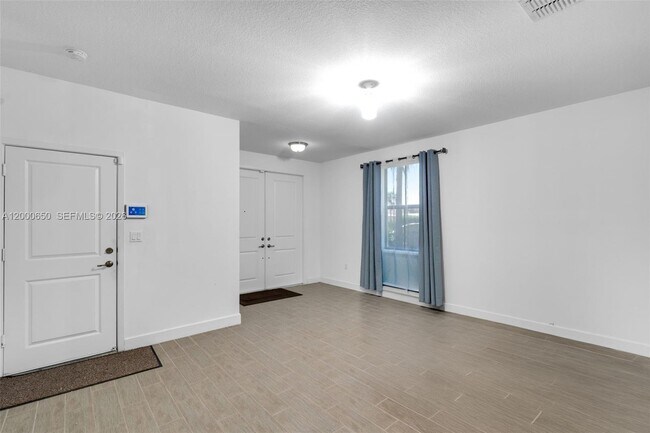 Building Photo - 5113 NW 52nd St
