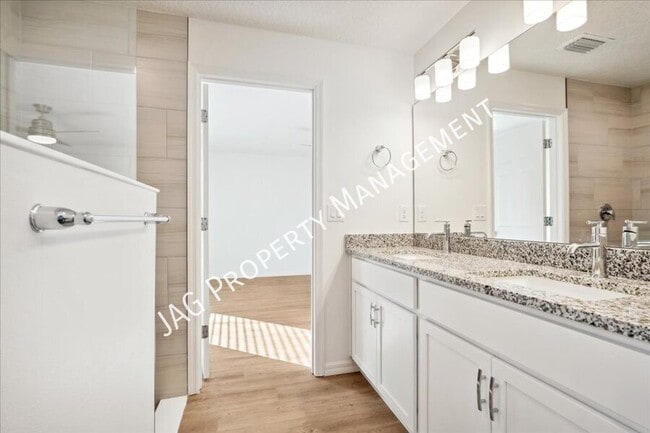 Building Photo - 845 Fulda Ave NW