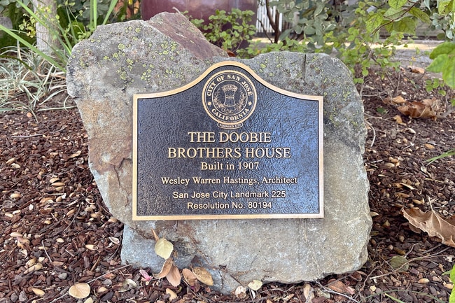 Building Photo - Well-Appointed Naglee Park Historic Home