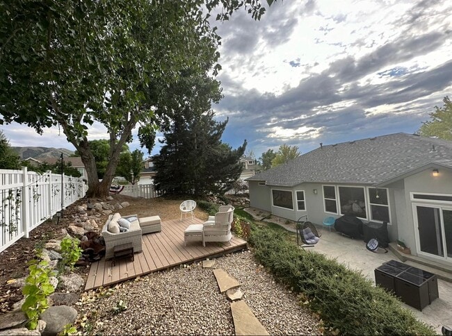 Building Photo - 1172 Wild Tree Cir