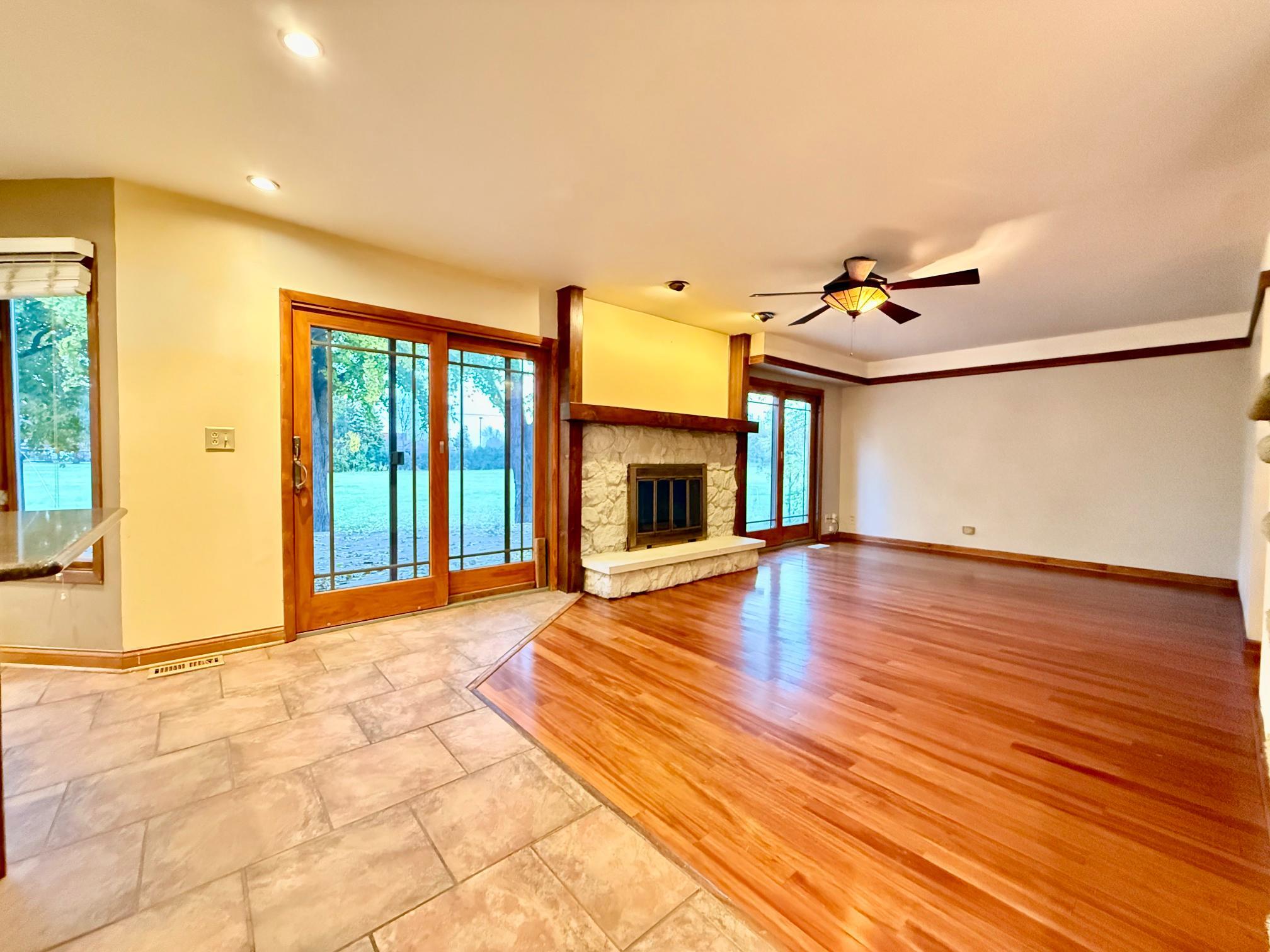 Building Photo - 1205 N Scarlet Ct