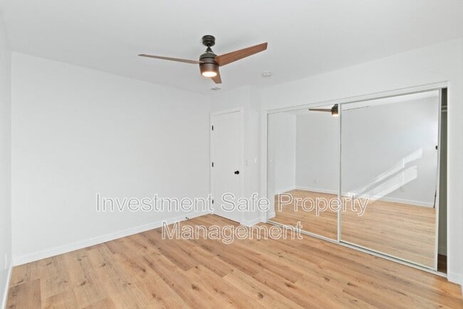 Building Photo - 4026 Charles St