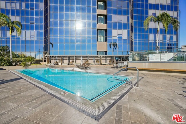 Building Photo - 1100 Wilshire Blvd