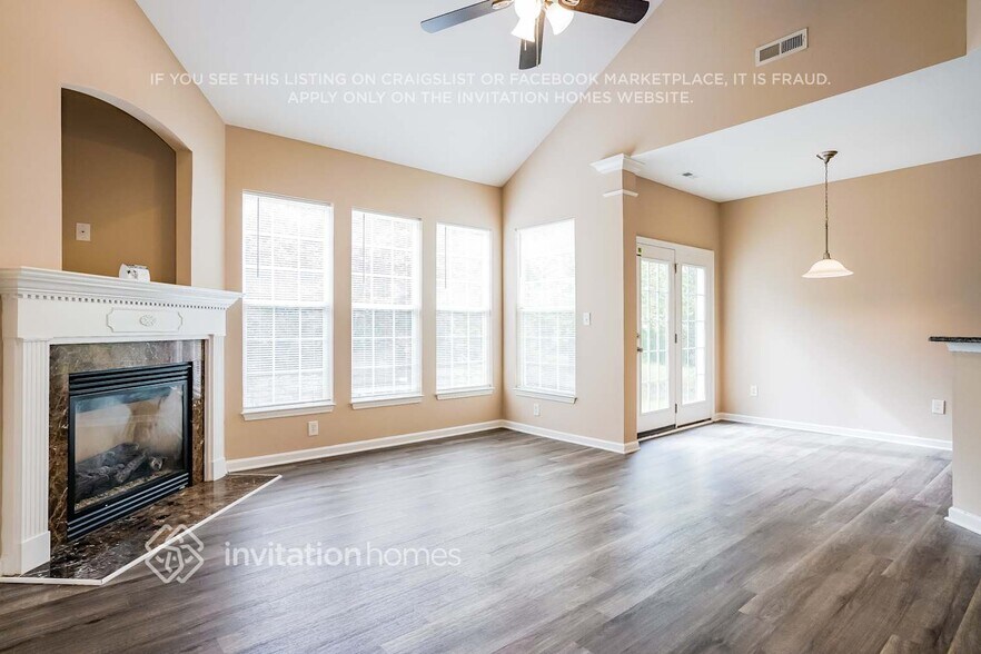 Building Photo - 537 Ashgreen Ct