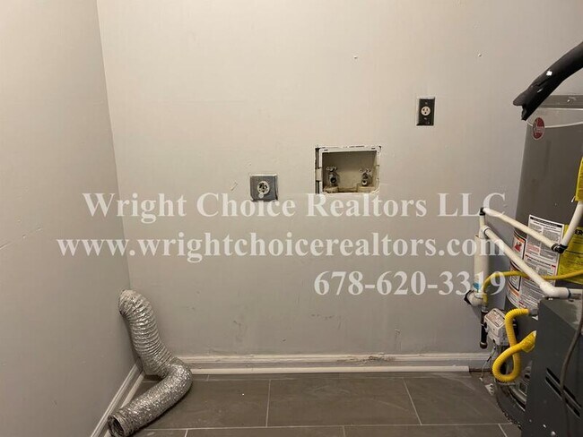 Building Photo - 2654 Evans Mill Road - 1