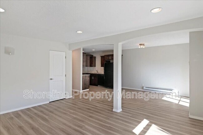 Building Photo - 2607 Lancaster Dr