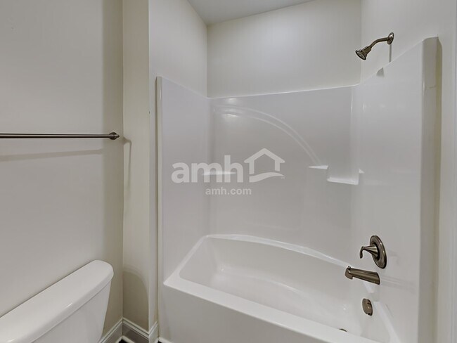 Building Photo - 4841 Chutney Dr