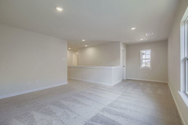 Building Photo - 8023 Heroes Hall Dr