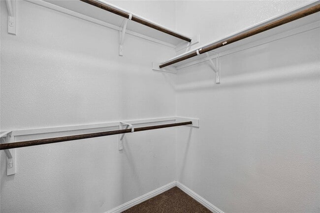 Building Photo - 324 E Broade St
