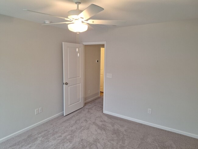 Building Photo - Fabulous New Townhouse in Columbia SC!