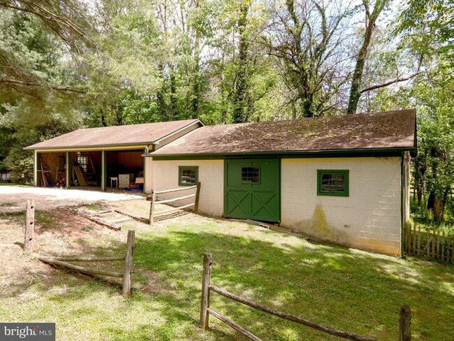 Building Photo - 3018 Rectortown Rd