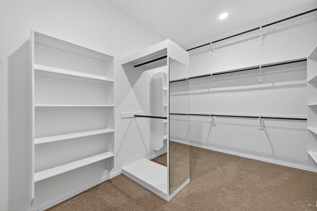 Building Photo - 6214 Severson Lake Ct