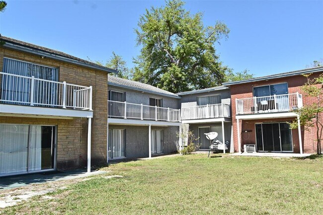 Building Photo - 3057 Aaron Burr Ave