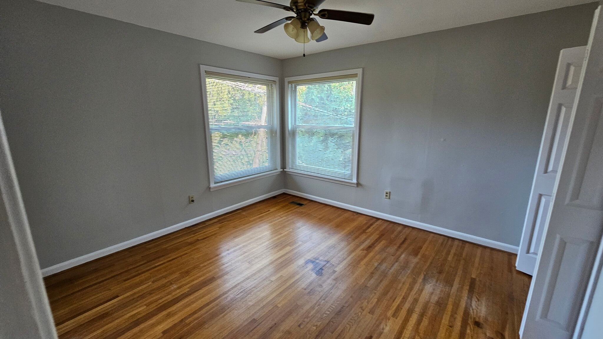 Bedroom 2 - 2901 Lee Ave