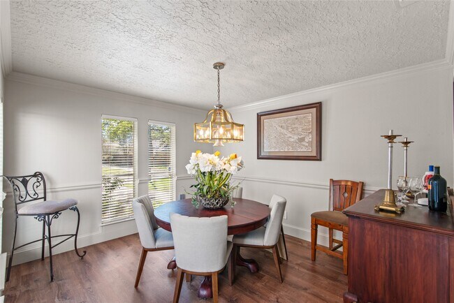 Building Photo - 11818 Laneview Dr