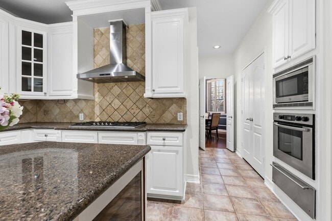 Building Photo - 5630 Ashford Ridge Ln