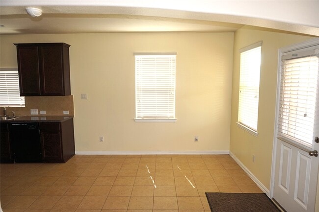 Building Photo - 13415 Nigh Way