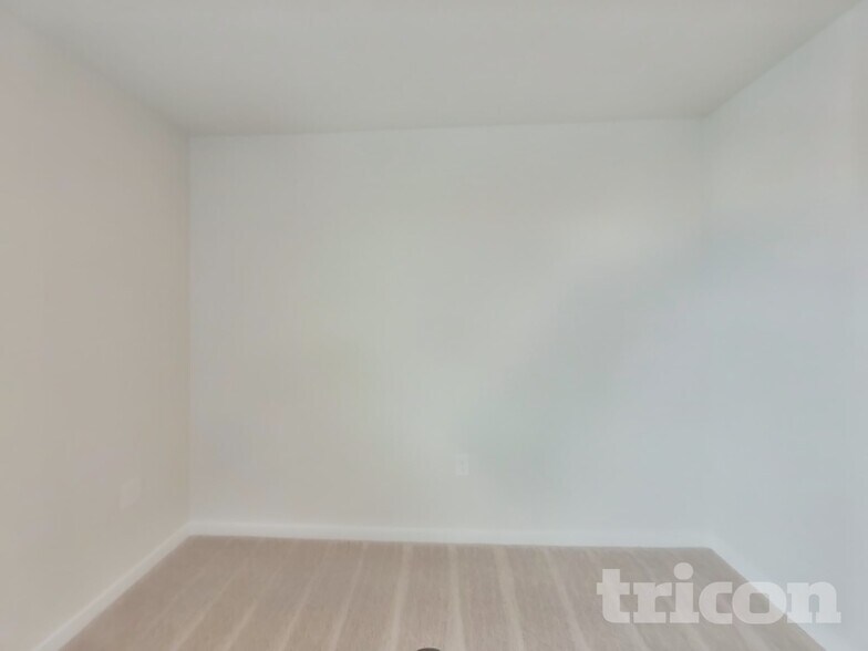 Building Photo - 14934 Macadamia Ln