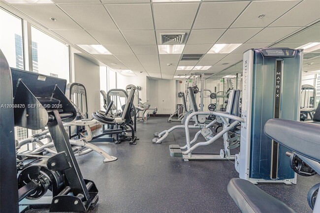 Building Photo - 31 SE 5th St