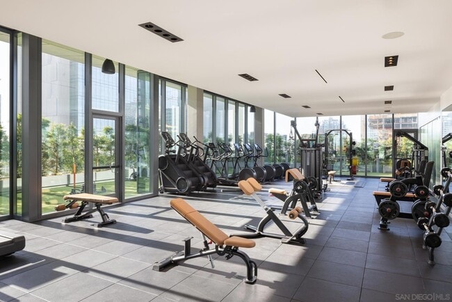 Building Photo - 1011 Union St