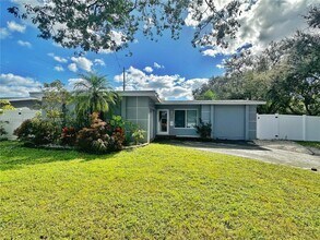 Building Photo - 3 bedroom in Hollywood FL 33024