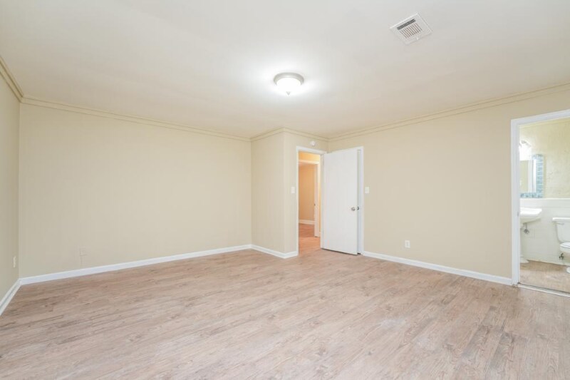 Building Photo - 3680 Citation Dr