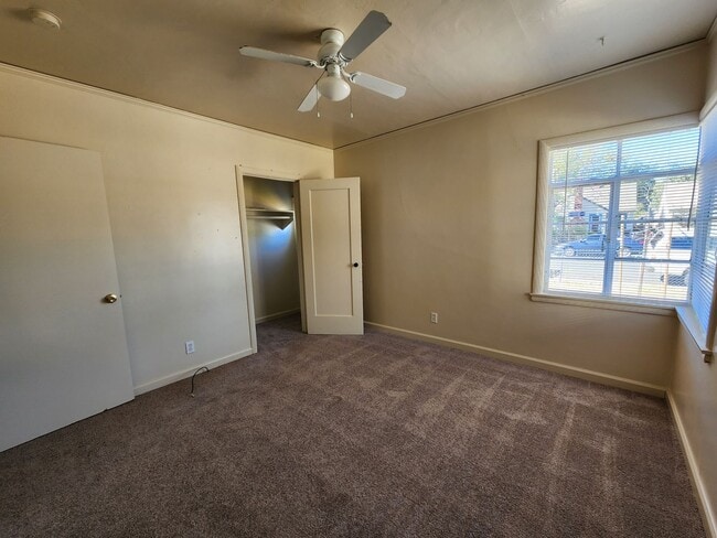 Building Photo - 3911 33rd St