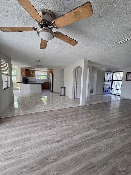 Building Photo - 1838 Solar Dr