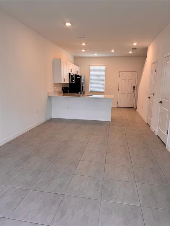 Building Photo - 3132 Skyline Lp