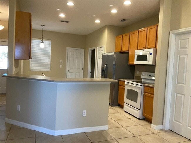 Building Photo - 5303 Cape Hatteras Dr