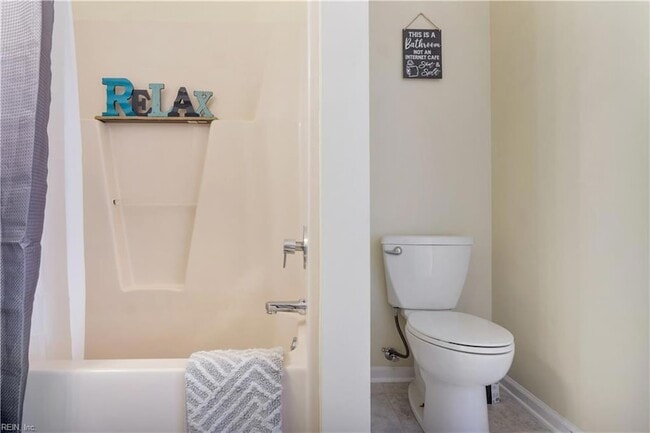 Building Photo - 2721 Linden Ln